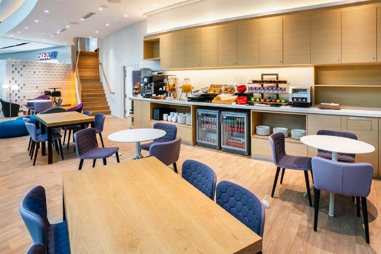 Yotelair Singapore Changi Airport Landside Екстер'єр фото
